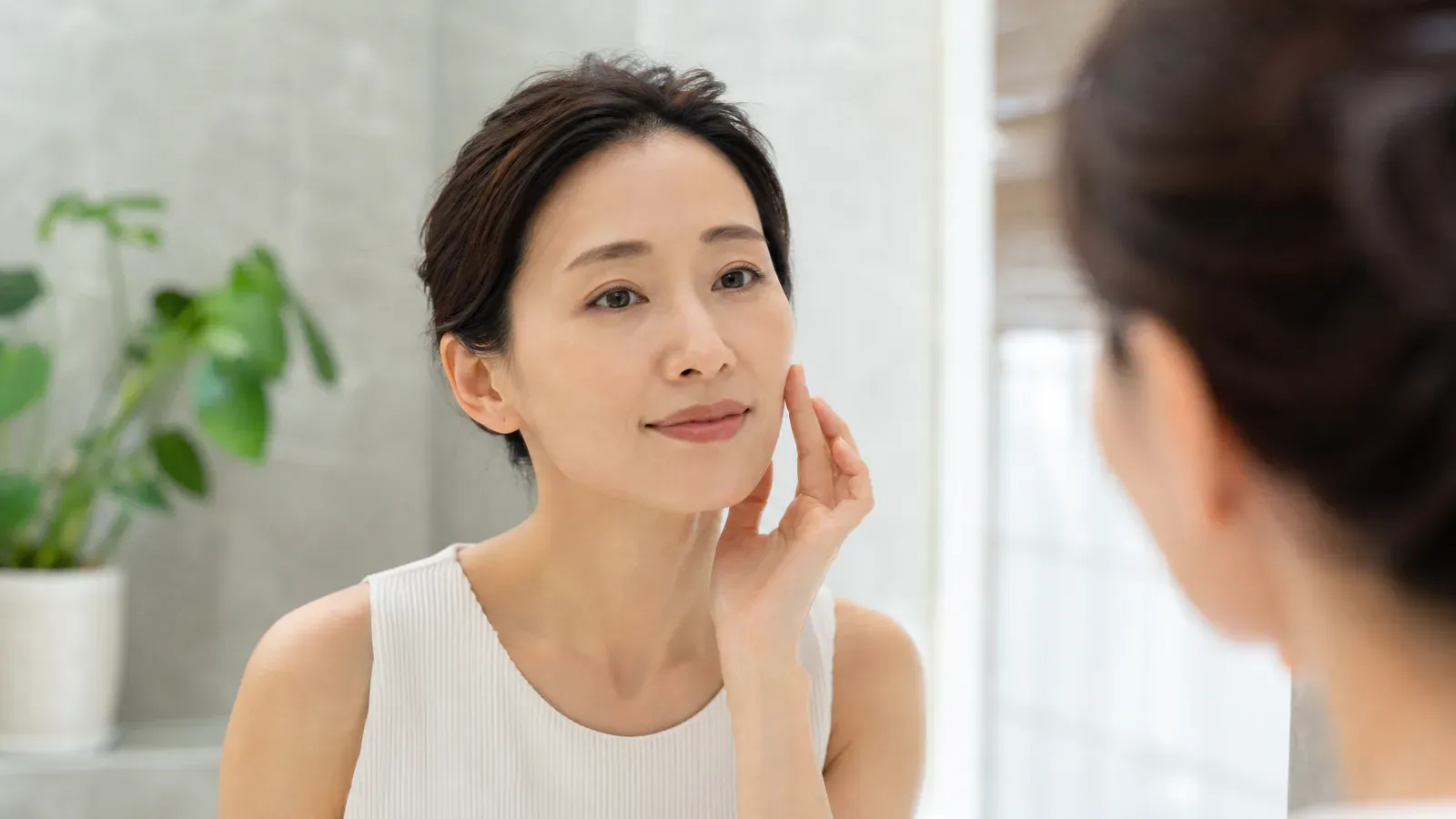 Editorial image for Comprehensive Guide to Anti-Aging Treatments: Unlocking the Key Elements of Skin Rejuvenation for a