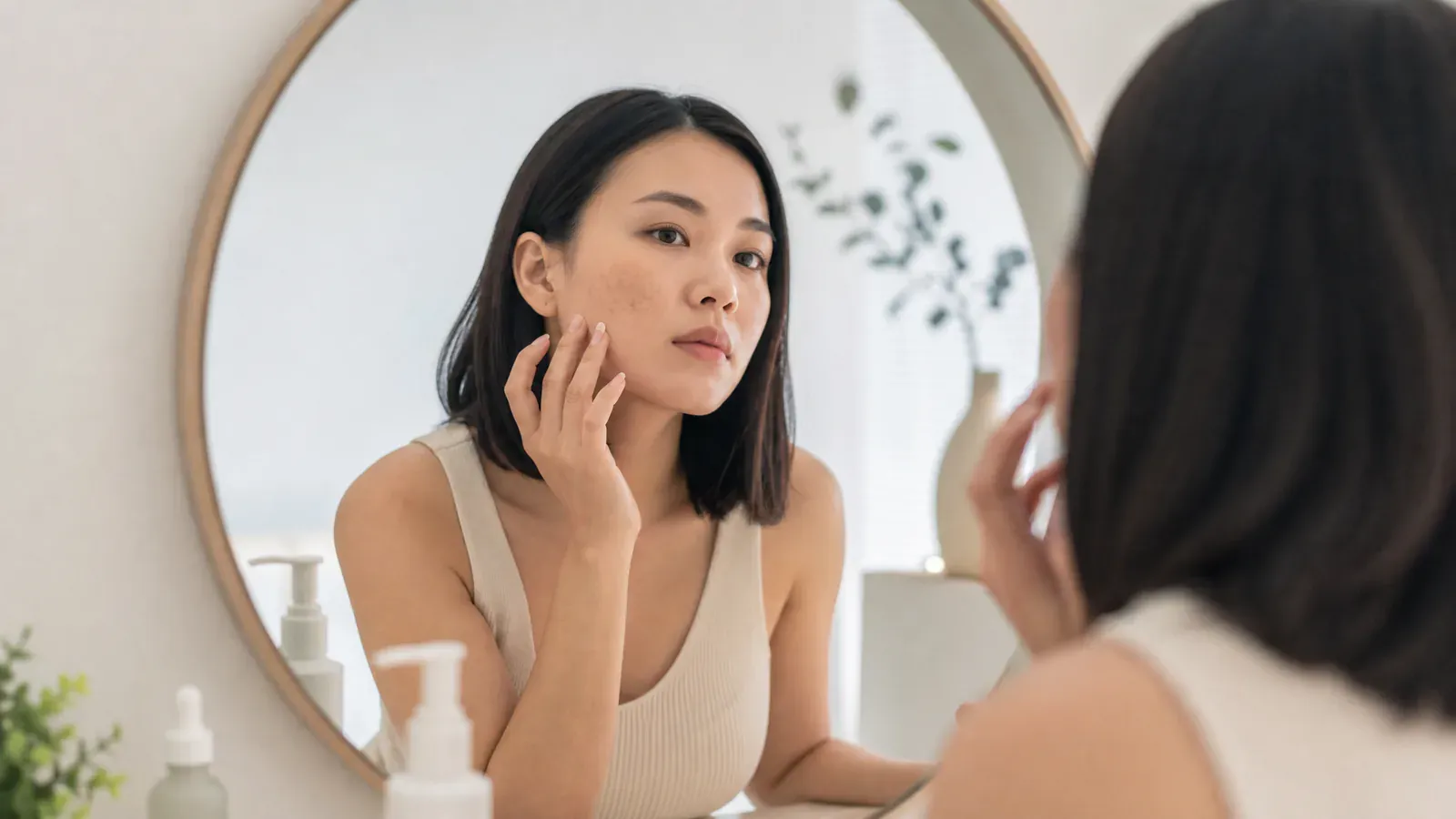 “有效的治疗后炎症性色素沉着(PIH)”的专题图片