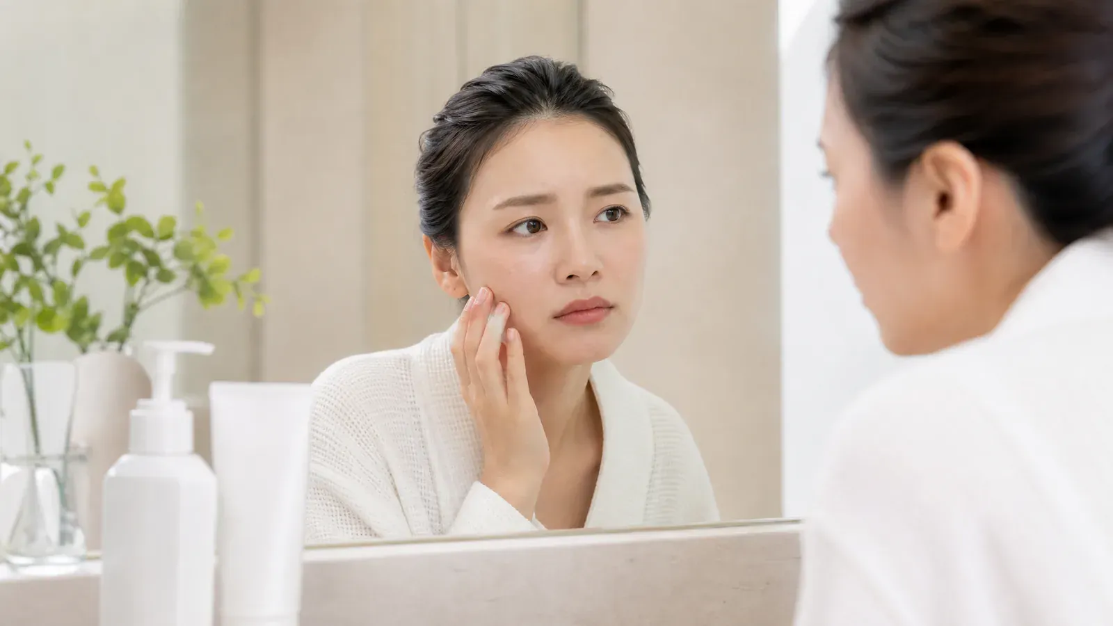 “洗脸后感觉不干净又紧绷?小心选择洗面乳的成分!”的专题图片