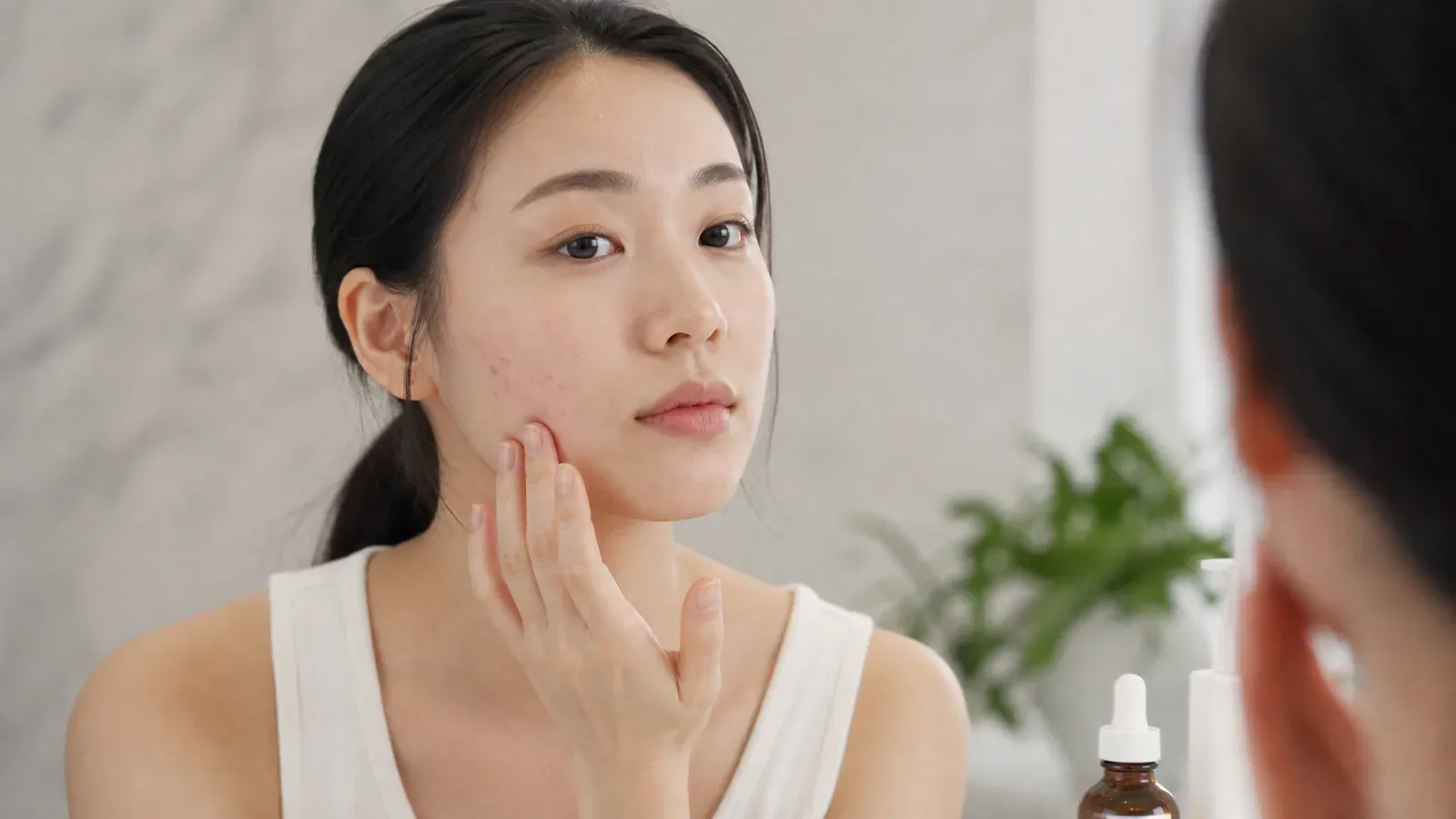 Editorial image for Harnessing the Power of Retinol: A Guide to Enhanced Effectiveness for Acne Treatment