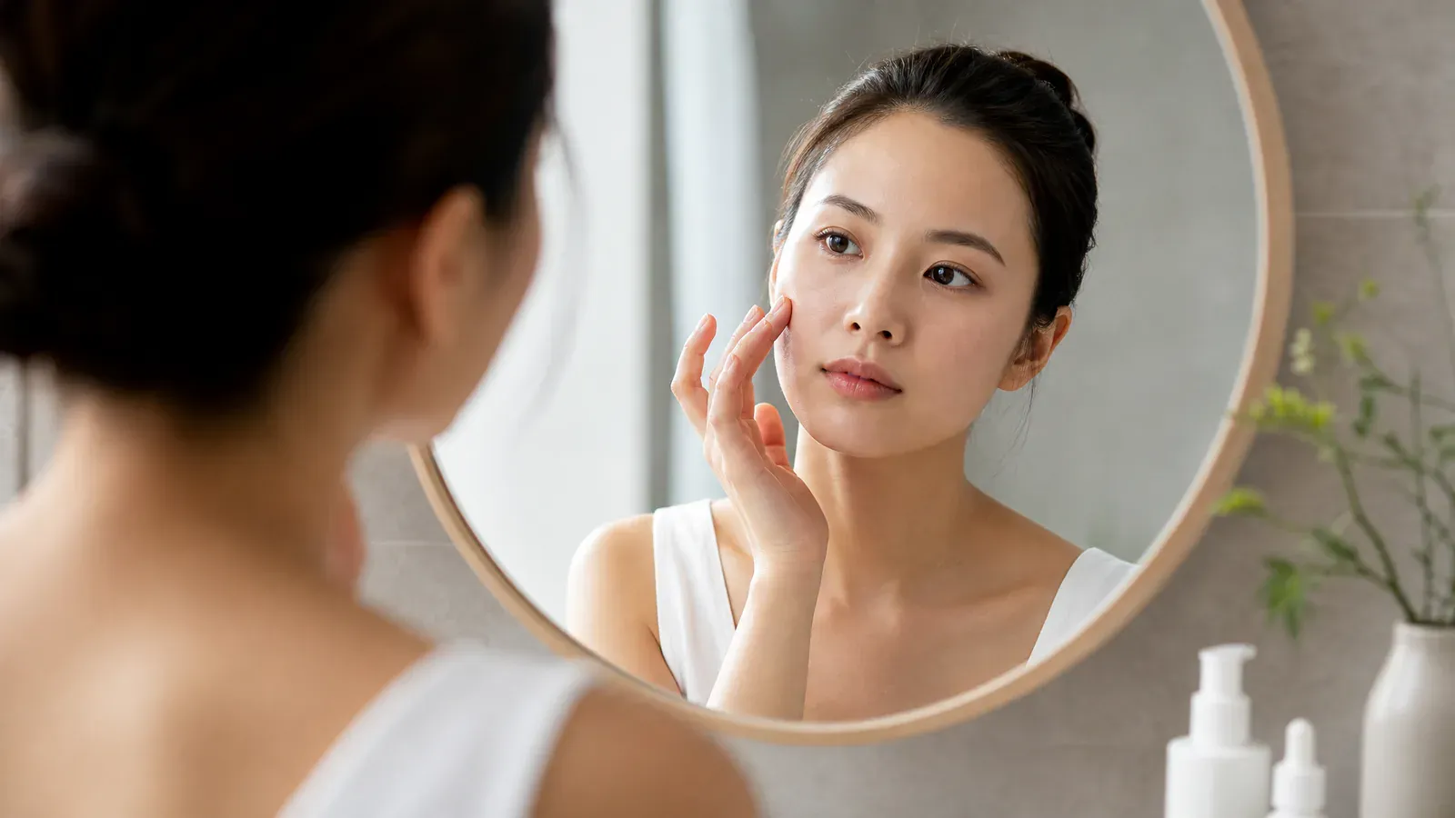 “如何有效治疗痘痘与改善肤色:你的肌肤健康指南”的专题图片