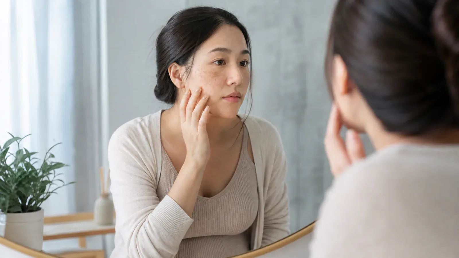 “导航黄褐斑:孕妇应对怀孕期间皮肤变化的有效策略”的专题图片