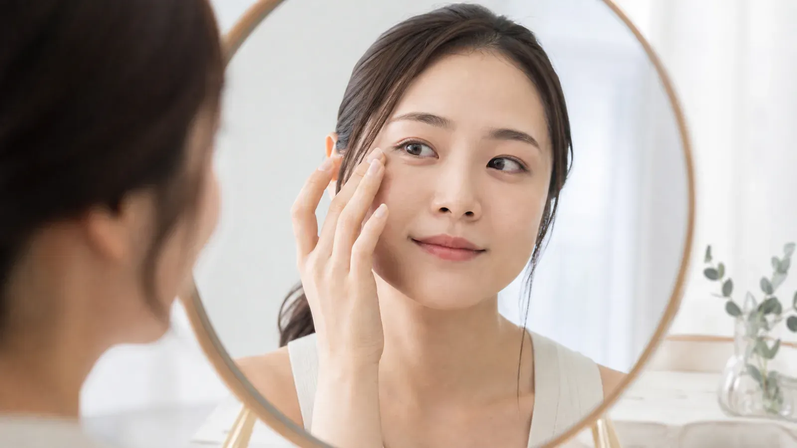 “微整形的魅力:美丽新选择”的专题图片