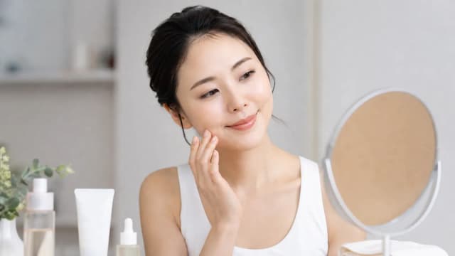 Editorial image for Unlocking Radiance: Your Comprehensive Guide to Achieving Glowing Skin